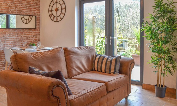 Pentre Cottage | 2 bedroom accommodation in Pentre