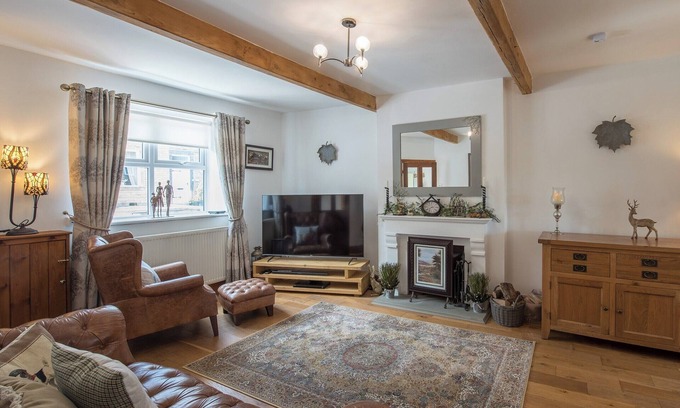 Fence Cottage | 2 bedroom accommodation in Fence, near Burnley