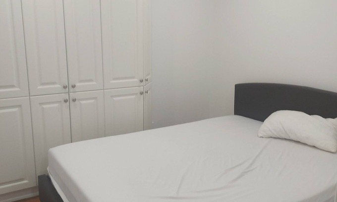 Vaughan House | 2 Bedroom Basement Apartment For Rent.