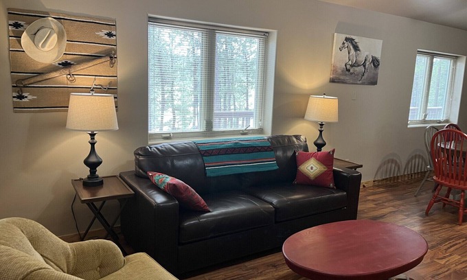 Custer Cabin | 2 bedroom cabin in the Black Hills