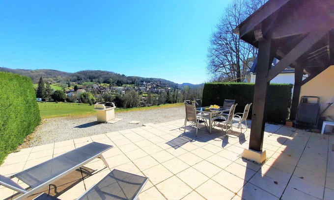 Carlux Cottage | 2 Bedroom Cottage in Carlux