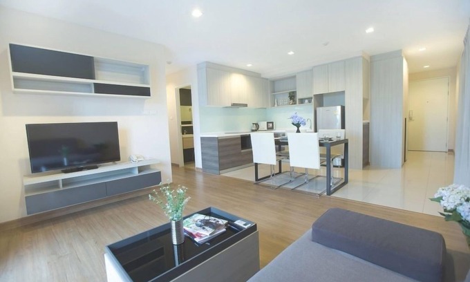 Khlong Tan Nuea Apartment | 2 Bedroom Family Suite C - Ekkamai