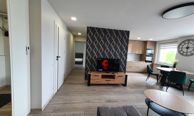 Siauliai City Center Apartment | 2 bedroom flat in city of Šiauliai