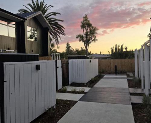 Henderson House | 2 Bedroom Haven in Sunnyvale