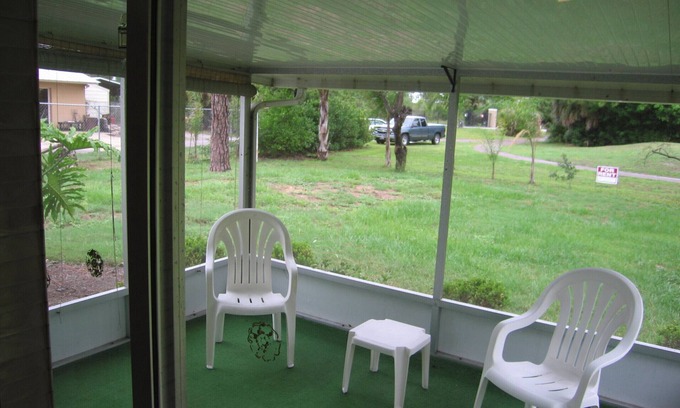 Gulf Coast Acres House | 2 Bedroom House, 1 Car Garage, 1 Bath Seasonal Rental