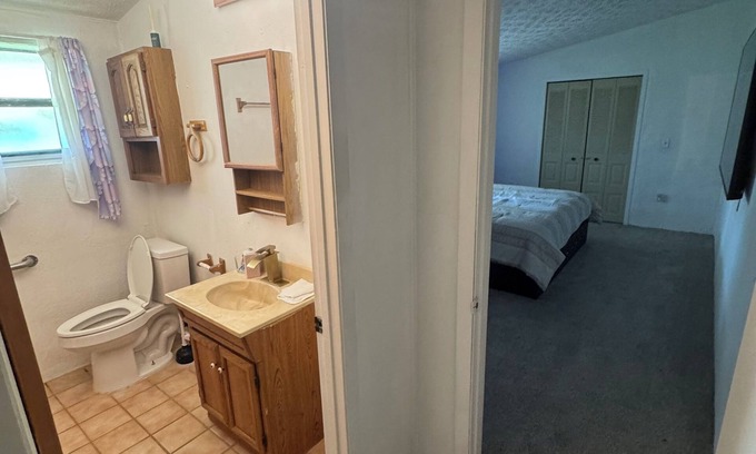 Highland Ridge House | 2-bedroom house with BIG YARD in Hudson