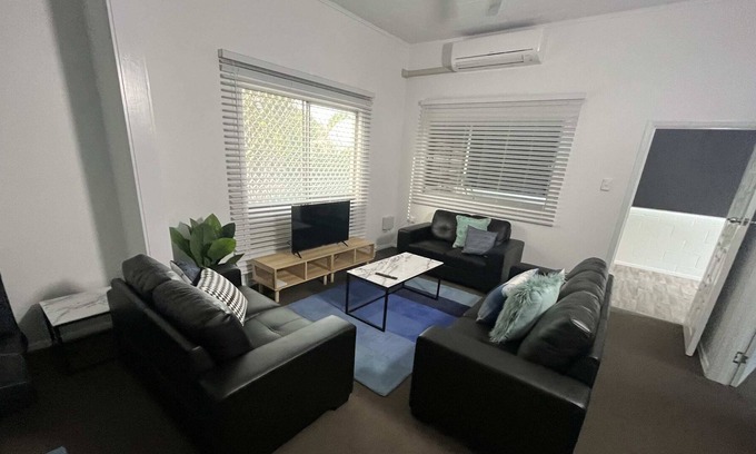 Belgian Gardens House | 2 bedroom in Belgian Gardens