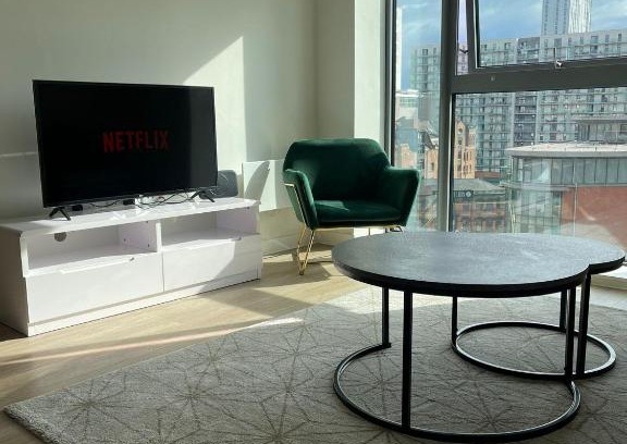 Salford Apartment | 2 Bedroom in City Centre