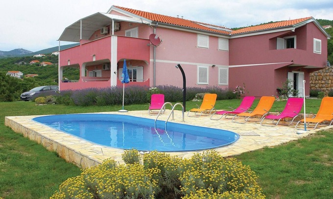 Klenovica Apartment | 2 bedroom lovely apartment in Klenovica