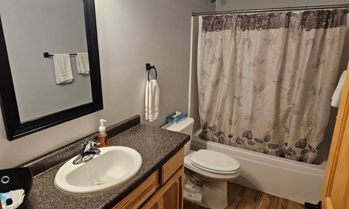 Isle Resort | 2 Bedroom Lower Duplex