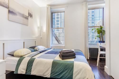Hell's Kitchen Apartment | 2 Bedroom Luxury Unit in the Heart of Manhattan