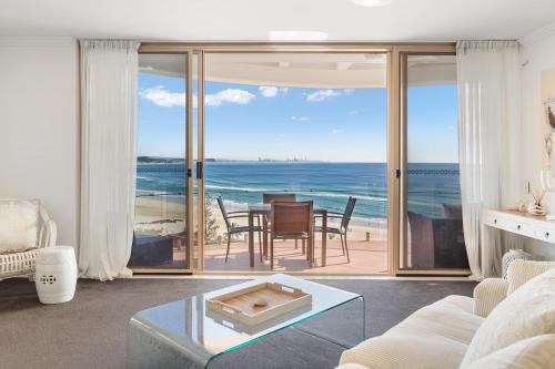 Coolangatta Apartment | 2 bedroom Penthouse Kirra Point no.19