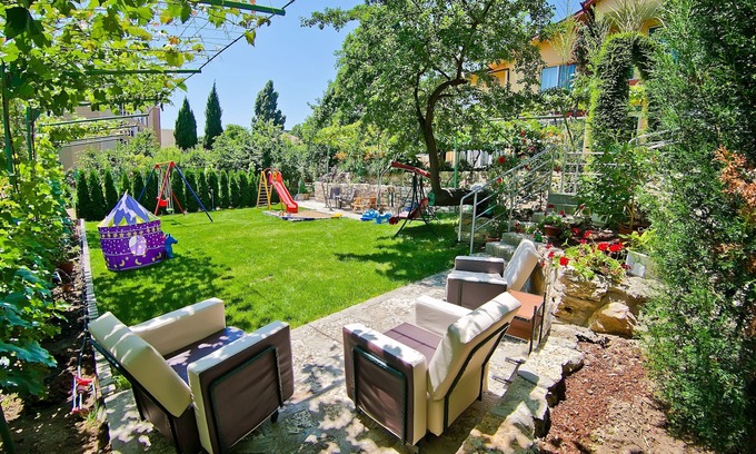 Primorski Villa | 2-Bedroom semi-detached villa Sequoia