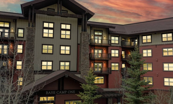 Silvercreek Condo | 2-Bedroom Ski-In/Ski-Out Condo in Granby Ranch - Your Perfect Mountain Retreat!