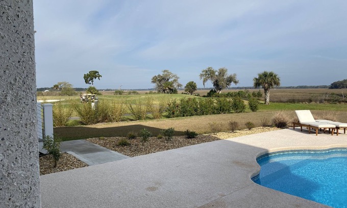 Kingsland Villa | 2 BEDROOM SUITE (SEPARATE FROM MAIN HOUSE) POOL, MARSH, GOLF AND WATER VIEWS