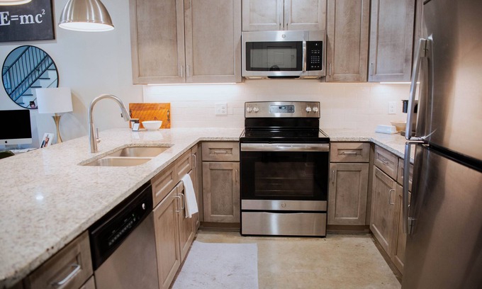 Ruston House | 2-bedroom Townhome - Walk to Louisiana Tech campus & Downtown Ruston.