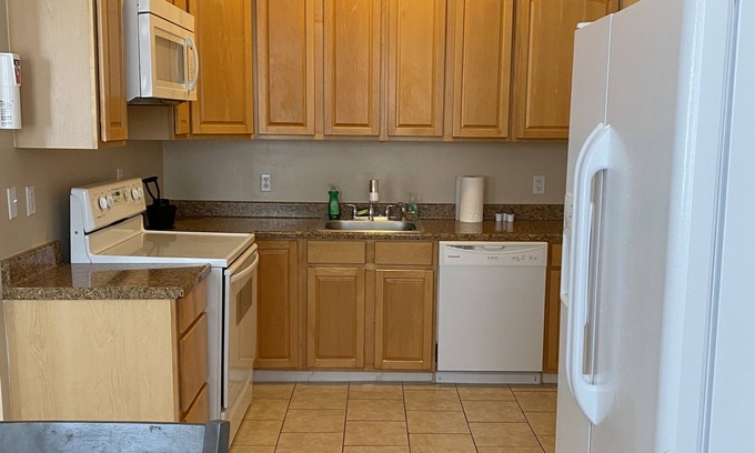 Clayton Apartment | 2 Bedroom unit in historic building