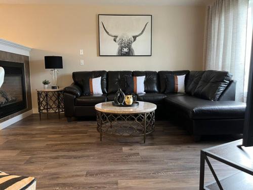 Grande Prairie House | 2 bedroom upper level home in Grande Prairie