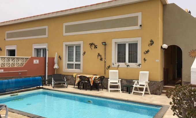 Caleta de Fuste Villa | 2 Bedroom Villa in Good Location in Caleta De Fuste, Fuerteventura