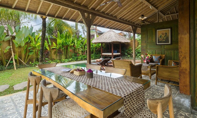 Singakerta Villa | 2 Bedroom Villa near Ubud with Private Pool and Kitchen