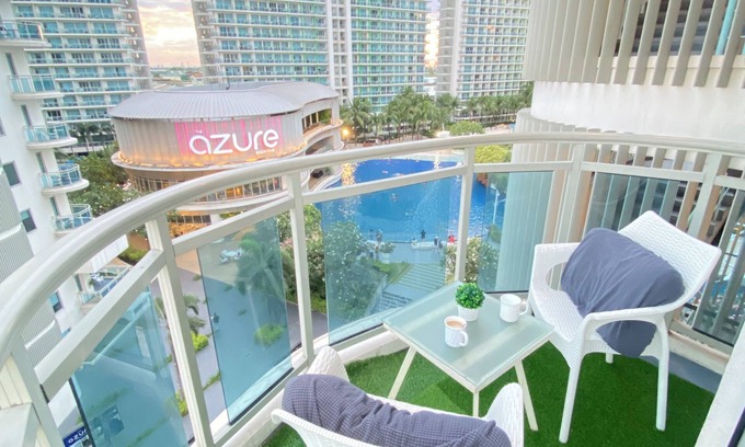Taguig Condo | 2-BEDROOM WITH CITY AND BEACH VIEW BALCONY FREE BASEMENT PARKING! ✨🤩