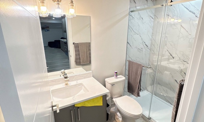 Calgary Apartment | 2 Bedrooms Cozy Private Suite in the most sought community of Calgary NW