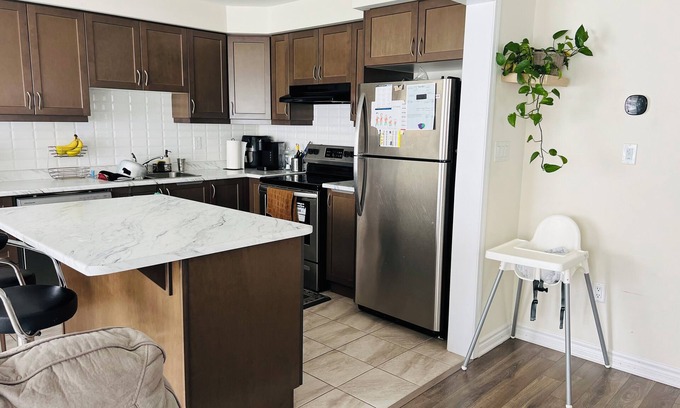 Pickering House | 2 Bedrooms in a Charming home for rent in a peaceful community in Pickering