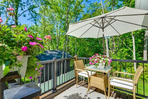 Miami Park Apartment | 2 Blocks to Lake Michigan Sleek Couples Retreat!