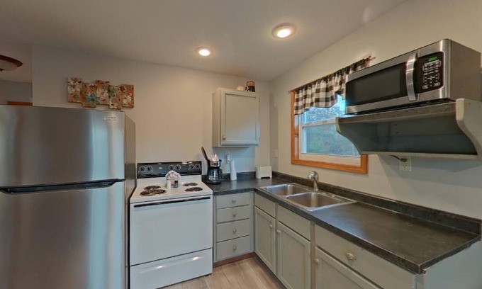 Indian Point Cabin | 2 BR Waterfront Cabin w/Pool + Swim & Boat dock