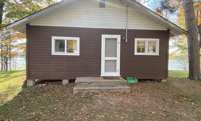 Grand Rapids Cabin | #2 Charming cabin at Woodland Resort on Pokegama Lake, Grand Rapids, MN