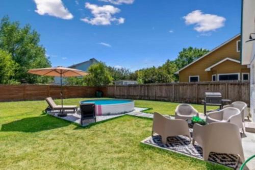 Johnston Terrace House | 2 Combined Homes - 2 Private Pools - 16 Guests