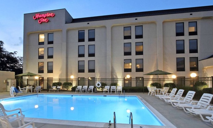 Hagerstown Hotel | 2 Connecting Suites at a Hotel