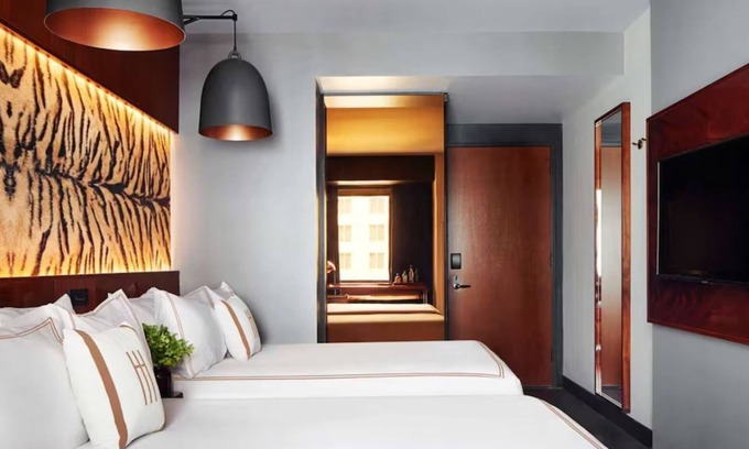 Midtown Hotel | 2 Deluxe Double Double Rooms | Hotel Hendricks | Close to Central Park