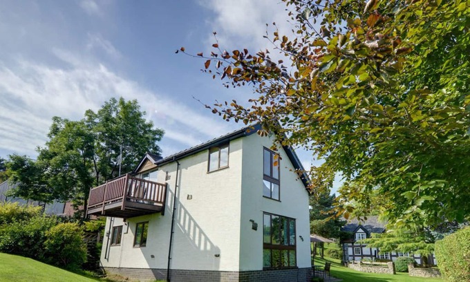 Caersws House | 2 Derw Cottages in the beautiful Caersws