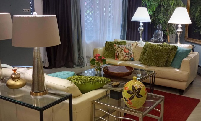 Spenard Apartment | 2 Entire Apts, 6 Bdm, 9 Beds, Corporate & Vacation Midtown, Minutes to Airport