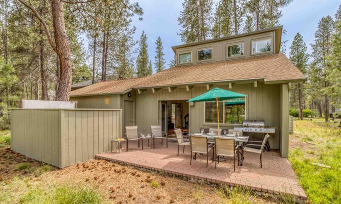 Tennis Village House | 2 Fawn Lane - Meredith Lodging