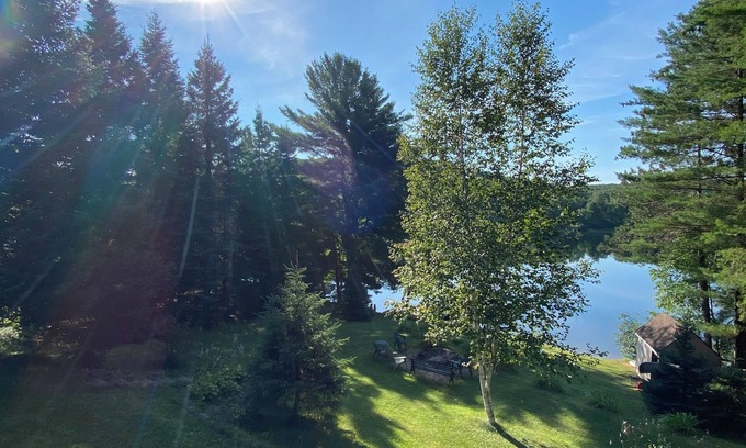 Minden Cottage | 2 for 1 Charming 3-bedroom cottage + Cabin on Lake
