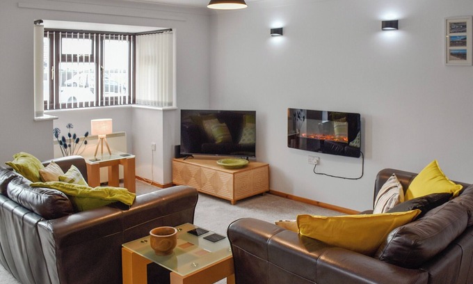 Walcott Cottage | 2 bedroom accommodation in Walcott-Happisburgh-Norfolk
