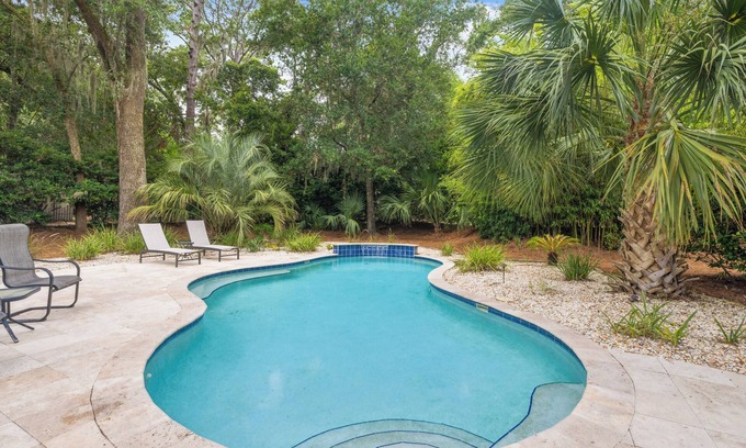 Heritage Woods House | 2 Heritage Road @ Sea Pines | Private Pool | Steps to Harbour Town Golf Links