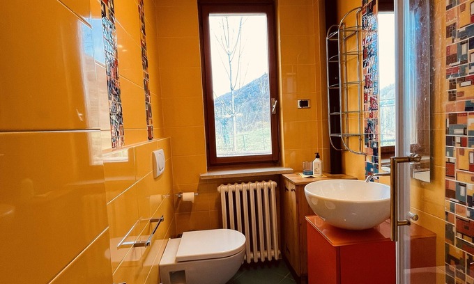 Limone Piemonte Apartment | 2 Limone Hut White Reserve Ski-in Ski-out Morel chairlift