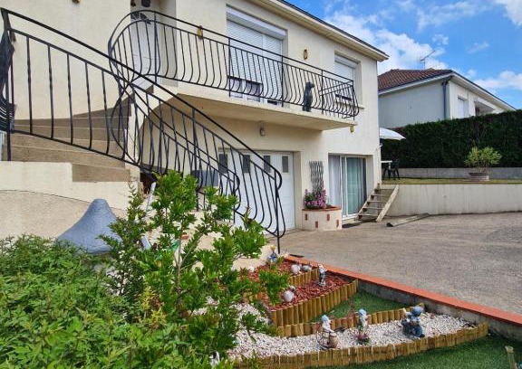 Chambretaud Apartment | 2 logements séparés 2 et 5 couchages au Rez-de-Chaussée à Chambretaud, 5 min Puy du Fou