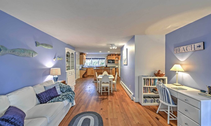 Buzzards Bay Apartment | 2 Mi to Beach: Nautical Retreat in Bourne!