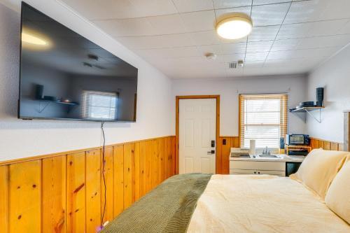 Spearfish Apartment | 2 Mi to Black Hills Natl Forest Convenient Pad!