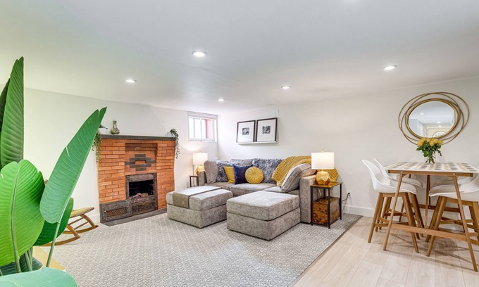 City Park Apartment | 2 Mi to Downtown Denver: Stylish Gem w/Fireplace!