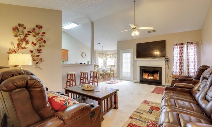 McDonough House | 2 Mi to Heritage Park: Pet-Friendly McDonough Home