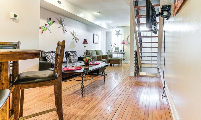 Canton House | 2 Mi to National Aquarium: Canton Home w/Patio!