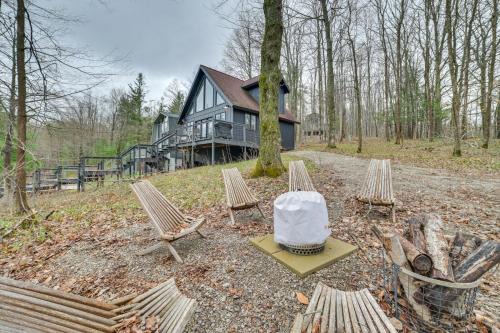 Harbor Springs House | 2 Mi to Nubs Nob Resort All-Season Michigan Haven