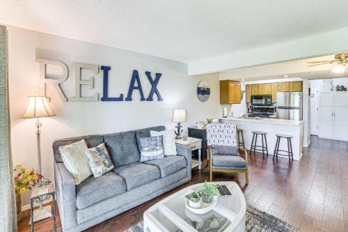 Notch Estates Apartment | 2 Mi to Silver Dollar City Reed Springs Condo