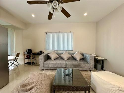 Lat Yao Apartment | 2 mins to SRT I Urban Hideaway near Park