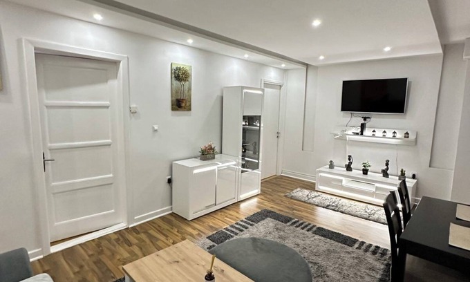 Sarajevo Apartment | 2 minute to the Čaršija Sarajevo Apartments Old Town. Pet-friendly Family-sized
